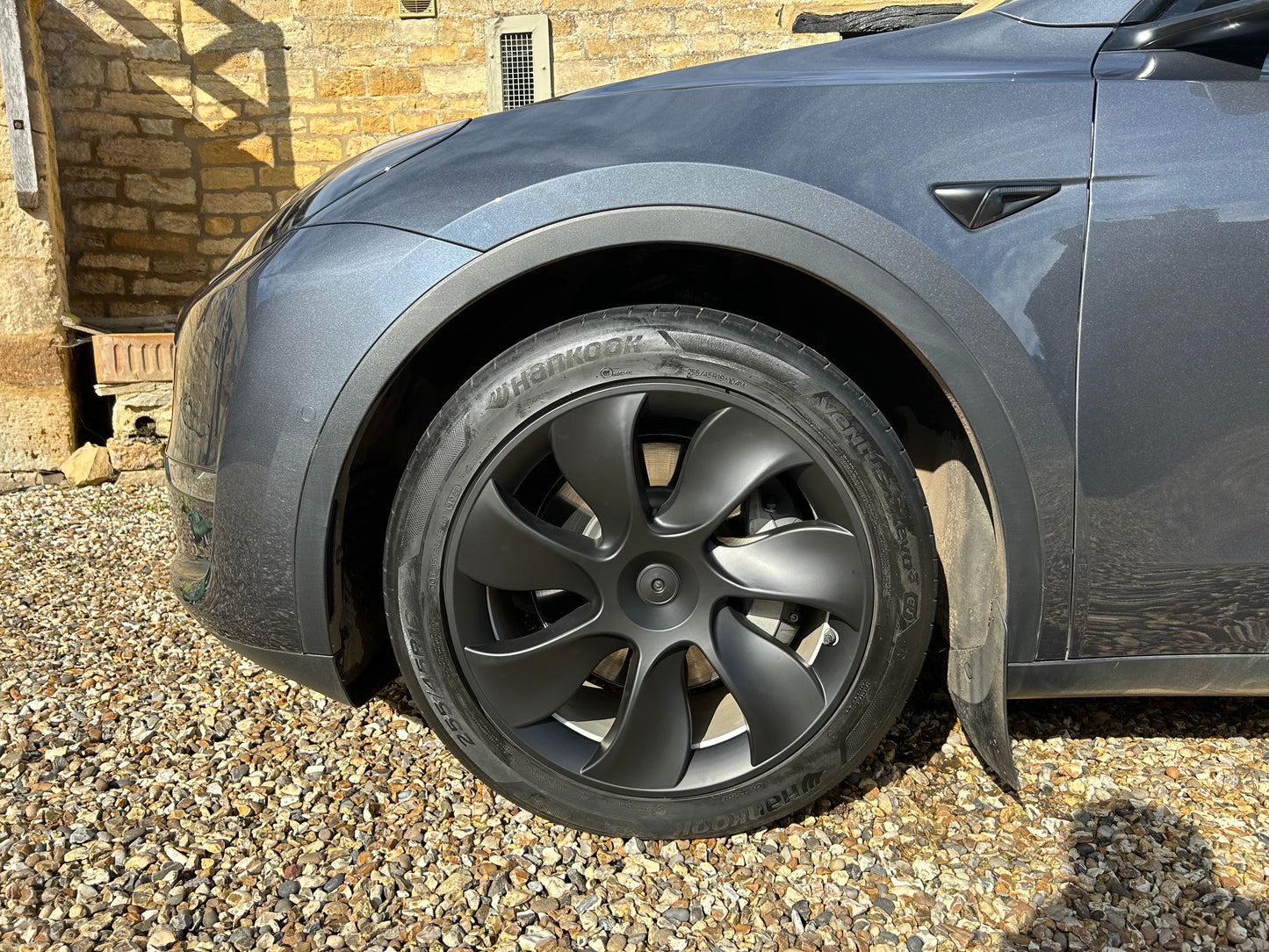 Model Y Wheel Cover (x4)